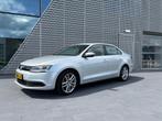 Volkswagen Jetta 1.4 TSI Hybrid 170pk 7-DSG 2013 Grijs, Auto's, Volkswagen, 74 €/maand, 4 cilinders, Origineel Nederlands, Particulier