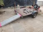 Motoraanhanger / motortrailer geremd 2 motoren, Ophalen