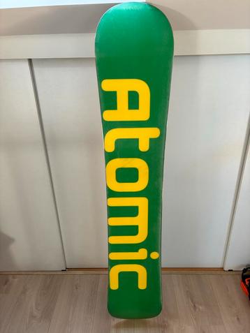 Snowboard Atomic beschikbaar voor biedingen