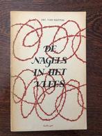 Jac. van Hattum - De nagels in het vlees - 2e druk 1945, Ophalen of Verzenden, Gelezen
