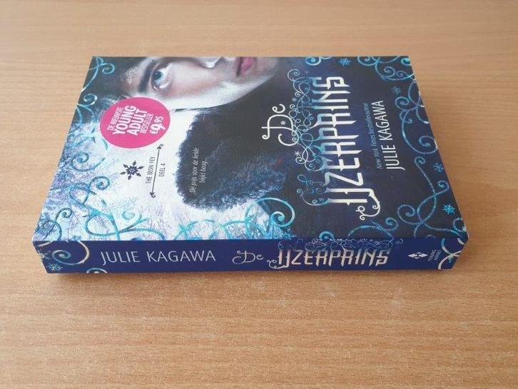 6x Julie Kagawa, ned, per stuk te koop, Boeken, Fantasy, Gelezen, Ophalen of Verzenden
