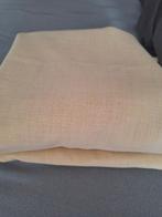 Stof, Hobby en Vrije tijd, Stoffen en Lappen, Overige materialen, 120 cm of meer, Beige, Ophalen of Verzenden