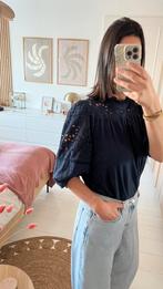 Ruby Tuesday antraciet grijze top mrt pofmouw en broderie, Maat 42/44 (L), Ophalen of Verzenden, Zo goed als nieuw, Korte mouw