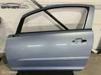 Portier linksvoor Opel Corsa D ('06-'15) Z21C, Auto-onderdelen, Carrosserie en Plaatwerk, Gebruikt, Deur, Opel, Ophalen of Verzenden