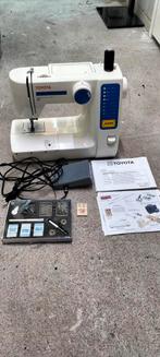 TOYOTA Jeans Naaimachine te koop, Hobby en Vrije tijd, Naaimachines en Toebehoren, Ophalen, Zo goed als nieuw, Lockmachine, Overige merken