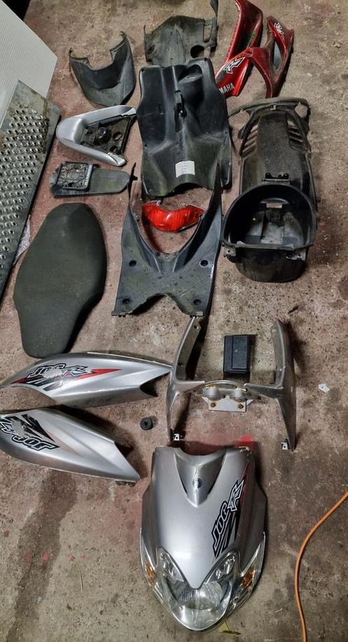 kappenset yamaha jog r ook budy zadel lampen, Fietsen en Brommers, Scooters | Yamaha, JogR of RR, Ophalen of Verzenden