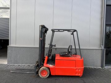 Linde E15 elektrische heftruck 'triplo' 'sideshift' beschikbaar voor biedingen