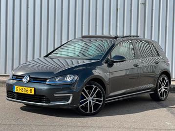 Volkswagen Golf 1.4 TSI GTE DSG 5D 204pk Leer Pano LED NAP! beschikbaar voor biedingen