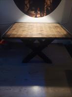 Industriële eettafel zwaar materiaal, Huis en Inrichting, Tafels | Eettafels, Ophalen, Gebruikt, 100 tot 150 cm, 50 tot 100 cm