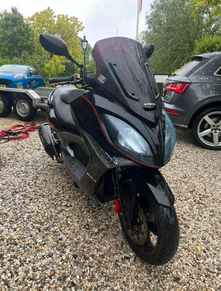 Kymco xcting 500cc r motorscooter, Motoren, Tuning en Styling, Ophalen of Verzenden