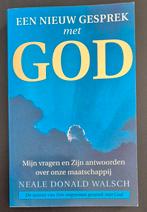Een nieuw gesprek met God - Neale Donald Walsch, Boeken, Achtergrond en Informatie, Verzenden, Zo goed als nieuw, Spiritualiteit algemeen