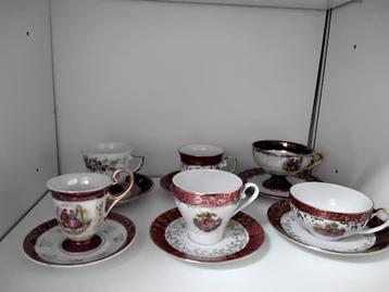 6x Porseleinen Kop en Schotel Set beschikbaar voor biedingen