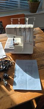 Bernette 610D Lockmachine + Elastiekvoet, Hobby en Vrije tijd, Naaimachines en Toebehoren, Ophalen of Verzenden