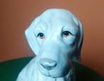Vintage 17 cm porselein beeld puppy zittende Weimaraner hond, Ophalen of Verzenden, Zo goed als nieuw, Dier