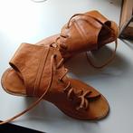 Prachtige vintage BoHo style sandalen maat 40, Kleding | Dames, Schoenen, Ophalen of Verzenden, Zo goed als nieuw, Bruin, Sandalen of Muiltjes