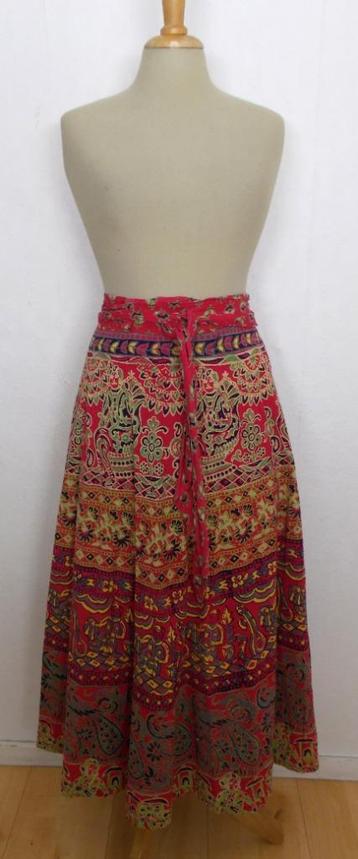 Mooie fleurige batik/folklore/India maxi wikkel print rok! M beschikbaar voor biedingen