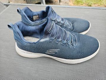 Skechers maat 45 beschikbaar voor biedingen