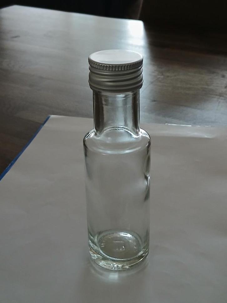 nieuwe glazen olie of azijnflesjes (rond, 100ml) met dop, Huis en Inrichting, Keuken | Potten en Pannen, Nieuw, Pot, Bus of Blik