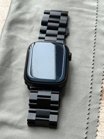 Apple watch series 9 - 45 mm met orginele band en extra band beschikbaar voor biedingen