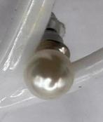 Zilverkleurige parelachtige oorknopjes NIEUW, Ophalen of Verzenden, Nieuw, Overige materialen, Knopjes of Stekers