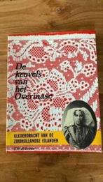 De keuvels van het Overmase. P.w de Zeeuw., Ophalen of Verzenden, Zo goed als nieuw