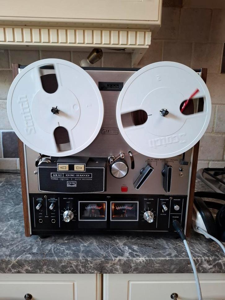Akai GX-210D Three Motors Auto Reverse & 2 gratis spoelen, Audio, Tv en Foto, Bandrecorders, Ophalen of Verzenden