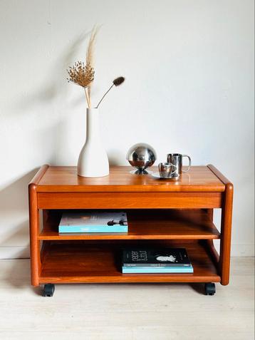 Vintage Deense Teak Trolley Jaren '60 beschikbaar voor biedingen