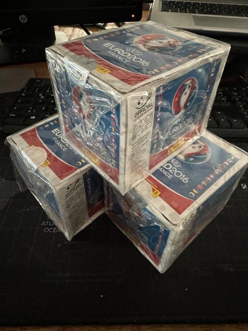 Panini Euro 2016 France box sealed - 50 pakjes, Verzamelen, Sportartikelen en Voetbal, Nieuw, Poster, Plaatje of Sticker, Buitenlandse clubs