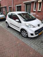 Peugeot 107 1.0 12V E-vti 68PK 3DR 2011 Wit, Auto's, Peugeot, Voorwielaandrijving, 4 stoelen, Origineel Nederlands, Handgeschakeld