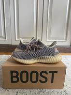 Yeezy boots maat 37 1/3 gedragen, Ophalen, Zo goed als nieuw, Zwart, Boots