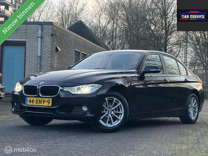 BMW 3-serie 320i High executive/NAP/APK/LMV/PDC/NAVI, Auto's, BMW, Bedrijf, Te koop, 3-Serie, ABS, Airbags, Airconditioning, Alarm