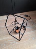 Lamp in huisvorm., Ophalen, Zo goed als nieuw