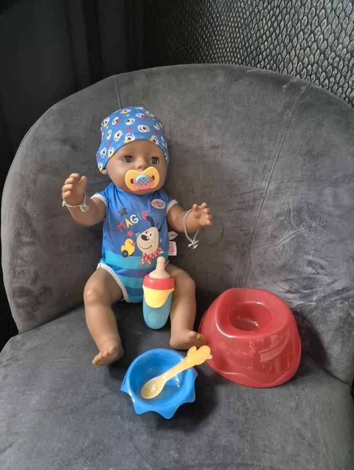 Kersttip een baby born magic, Kinderen en Baby's, Speelgoed | Poppen, Zo goed als nieuw, Babypop, Ophalen