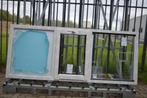 Kozijn + 2 ruiten en draaikiepraam, Kunststof, Raamkozijn, Zo goed als nieuw, Inclusief glas