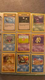 Pokemon kaarten uit ( fossil ), Hobby en Vrije tijd, Verzamelkaartspellen | Pokémon, Ophalen of Verzenden, Zo goed als nieuw, Meerdere kaarten