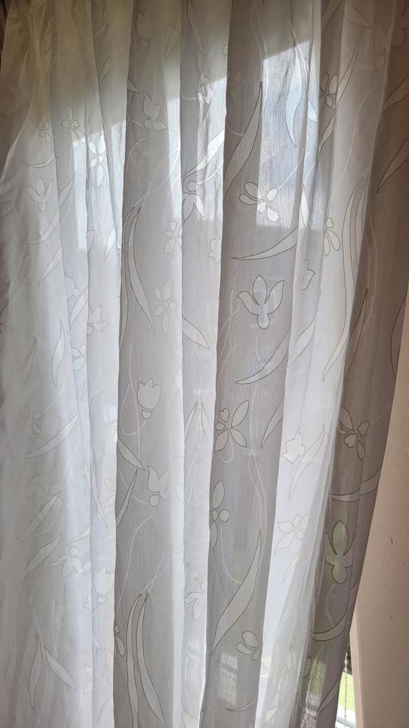 Witte Gordijnen - 3 stuks - Verschillende Maten, Huis en Inrichting, Stoffering | Gordijnen en Lamellen, Ophalen of Verzenden