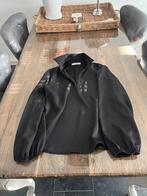 Rinascimento zwarte satijn blouse maat l als nieuw, Kleding | Dames, Ophalen of Verzenden, Zo goed als nieuw, Maat 38/40 (M), Zwart
