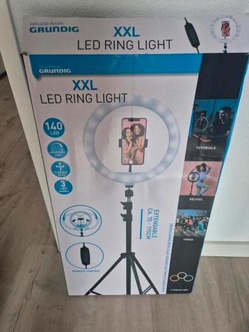 Grundig XXL ledring light beschikbaar voor biedingen
