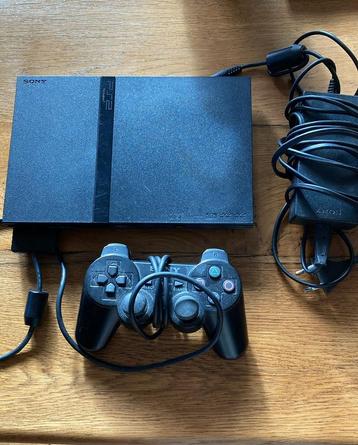 Playstation 2 + 2 controllers + 5 spellen beschikbaar voor biedingen