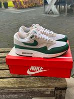 Nike Air Max 1 Anniversary Green 44,5 Eu, Kleding | Heren, Schoenen, Overige kleuren, Nike, Nieuw, Ophalen of Verzenden