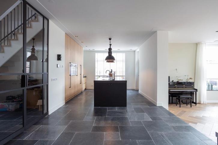 Hardsteen, arduin blauwe hardsteen in groot romaans verband, Tuin en Terras, Tegels en Klinkers, Nieuw, Natuursteen, 10 m² of meer