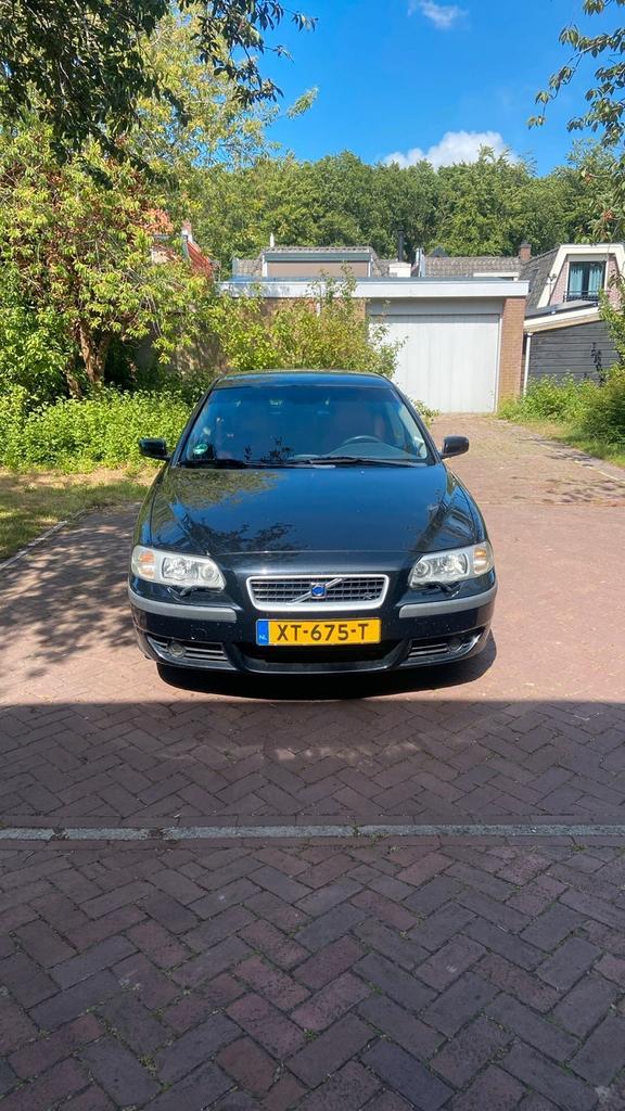 Volvo s60r 2004 Zwart, Auto's, Volvo, Particulier, S60, 4x4, ABS, Airbags, Airconditioning, Bluetooth, Centrale vergrendeling