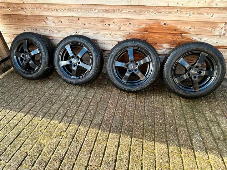 Dezent Re Dark velgen met Michelin alpin winterbanden, Auto-onderdelen, Banden en Velgen, Banden en Velgen, Winterbanden, 16 inch