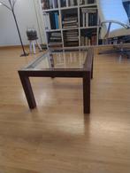 Glazen bijzettafeltje met houten frame, Ophalen