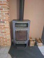 Houtkachel met buis en stenen bekleding, Gebruikt, Houtkachel, Ophalen of Verzenden, Vrijstaand