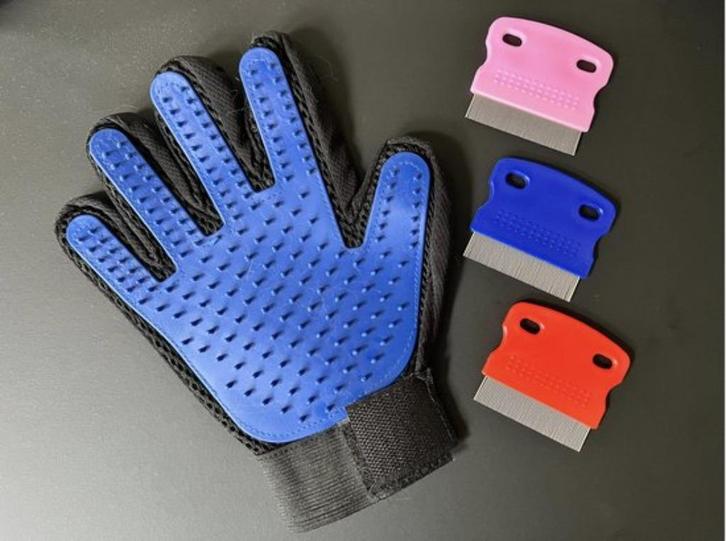 honden- of kattenhandschoen inclusief 3x vlooienkam, Dieren en Toebehoren, Katten-accessoires, Nieuw, Verzenden