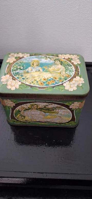 Vintage Trommels met Afbeeldingen beschikbaar voor biedingen