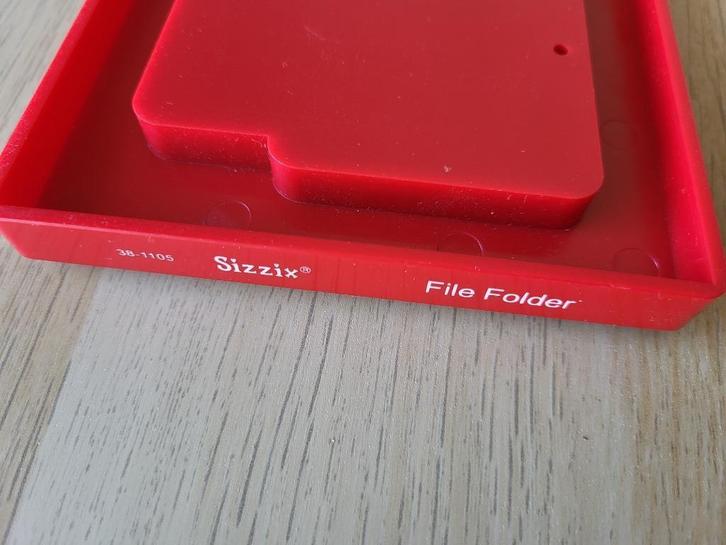 Sizzix Bigz Red Die File Folder #38-1105 *laatste, Hobby en Vrije tijd, Scrapbooking, Nieuw, Frame of Mal, Sizzix, Verzenden