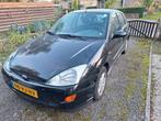 Ford Focus, weinig km (ca 71254 ), apk mrt 2027, Stof, 4 cilinders, Zwart, Particulier