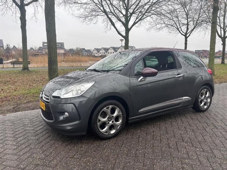 Citroën DS3 1.2 VTi Chic (bj 2013), Auto's, Citroën, Bedrijf, Te koop, DS3, ABS, Airbags, Alarm, Boordcomputer, Centrale vergrendeling